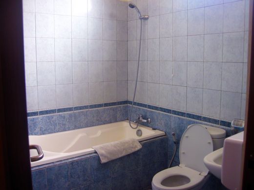 Ahadiat - Golden Suite bathroom