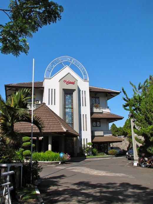 Nyland Hotel, Bandung Review Penginapan