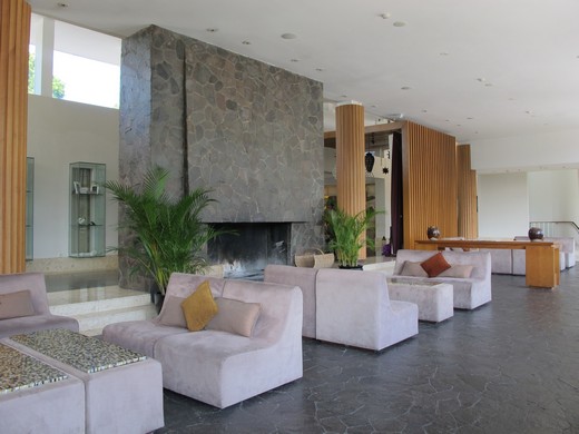 Padma hotel Bandung - fireplace in the lobby