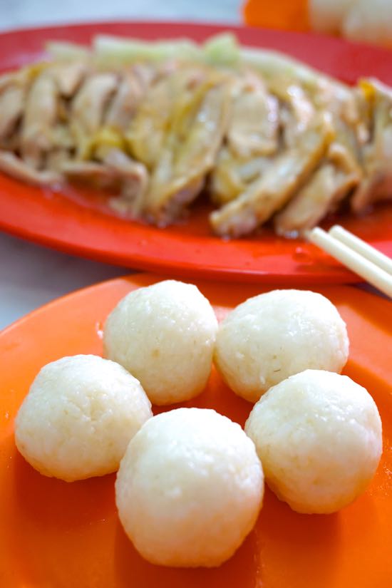 Chicken rice balls di Chung Wah