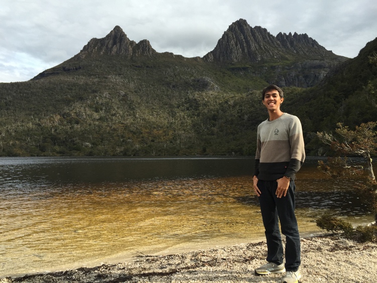 Di Cradle Mountain, tempat yang wajib banget dikunjungin kalo ke Tasmania