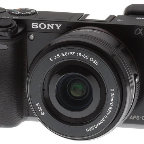 review sony a6000 - product shot