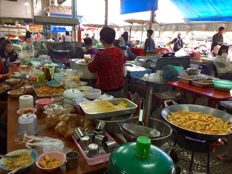 Pasar lokal di Mae Hong Son
