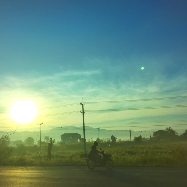 Perjalanan pagi hari menuju Mae Kampong