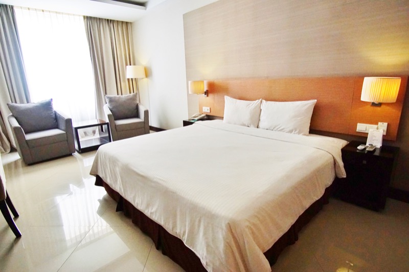 Grage Hotel Cirebon kamar
