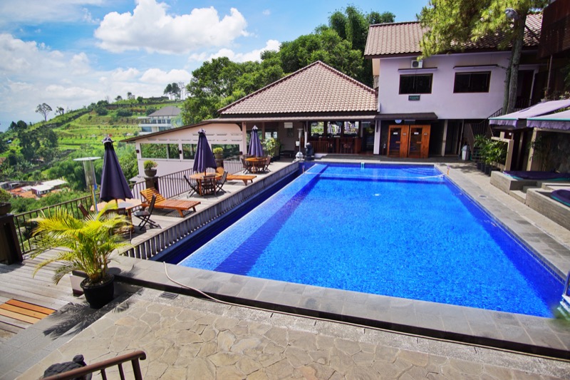 The Valley Resort Bandung Kolam Renang