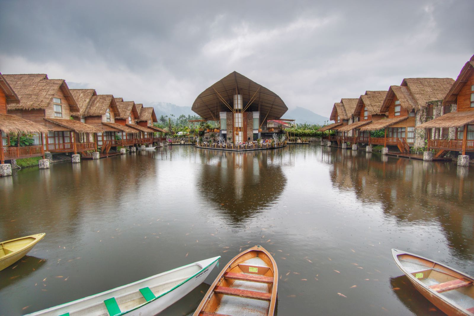 Kamojang Green Hotel Garut danau