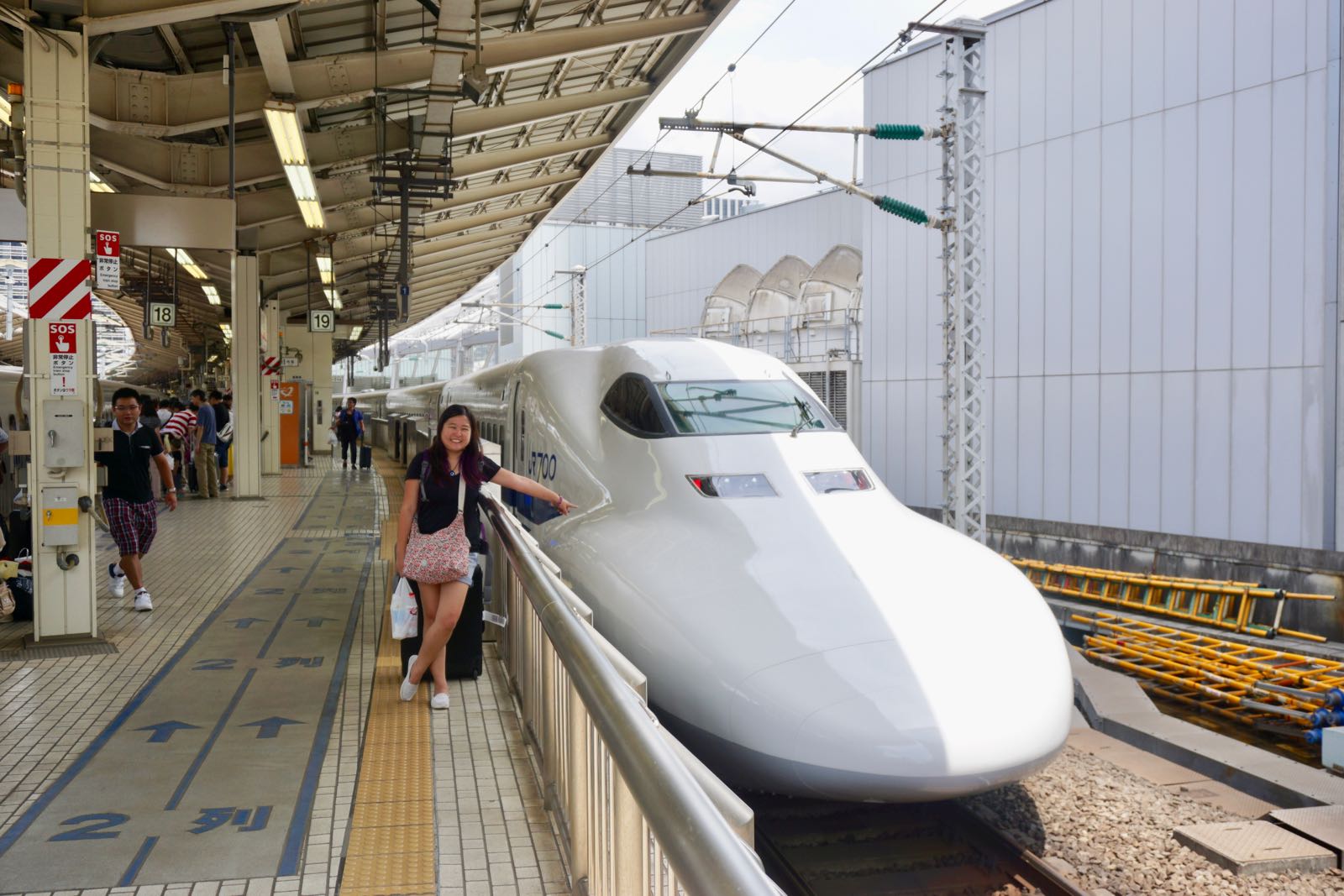Naik Kereta Cepat Di Jepang
