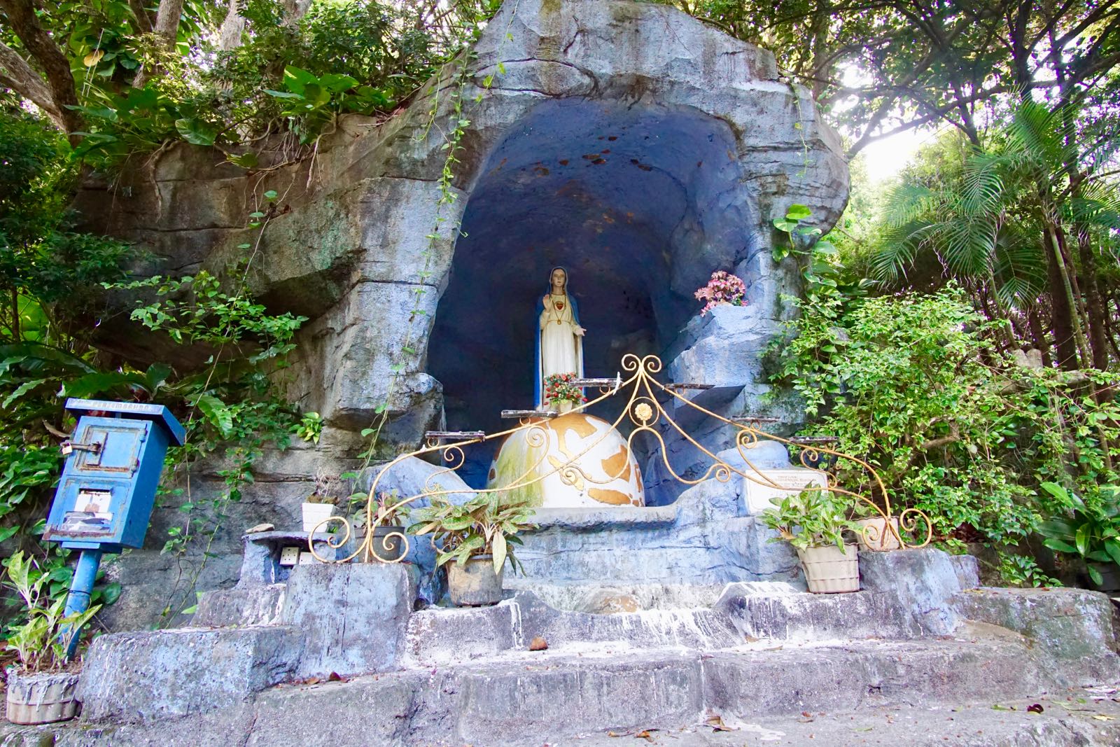 Grotto Santa Maria Bintan